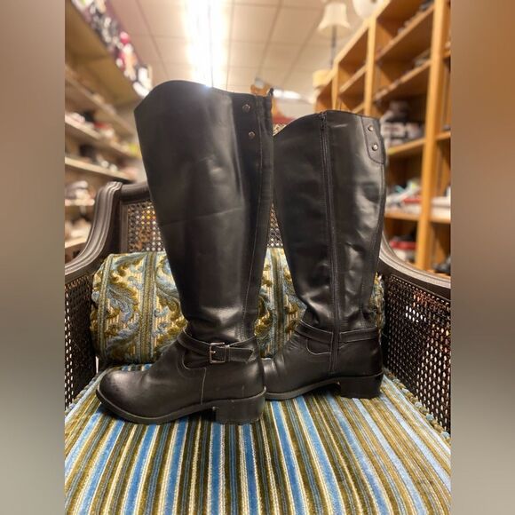 SVP Sz. 7 Black Tall Leather Boot w/Side Zipper - Picture 3 of 6